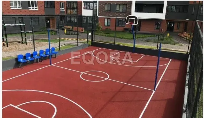 Бесшовное покрытие из резиновой крошки для баскетбольной площадки в Аше